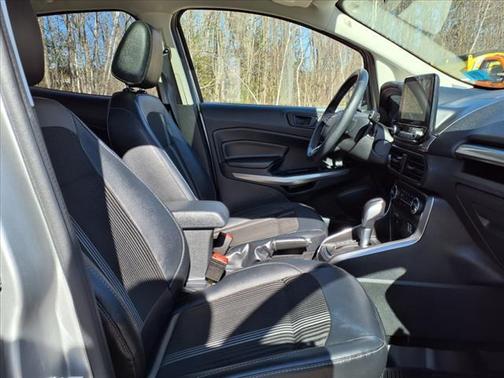 2022 Ford EcoSport SES