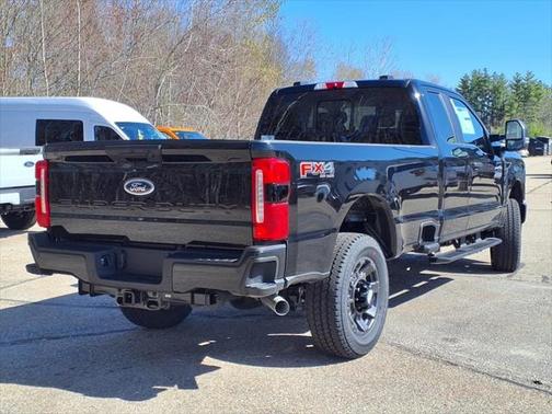 2025 Ford F-350 XL