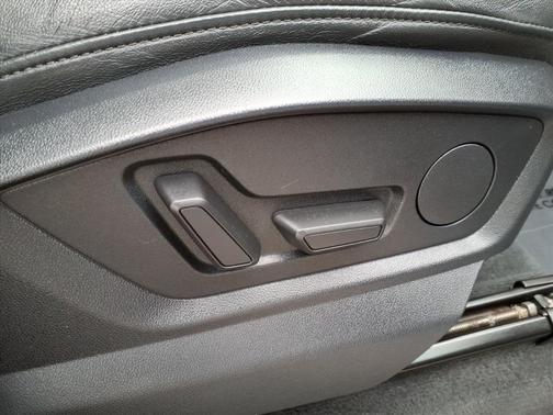 2022 Audi Q7 45 Premium