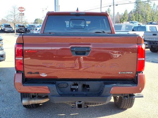 Terra 2025 Toyota Tacoma Hybrid TRD Off Road
