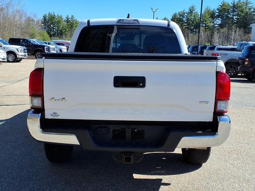 Ice 2023 Toyota Tacoma SR5