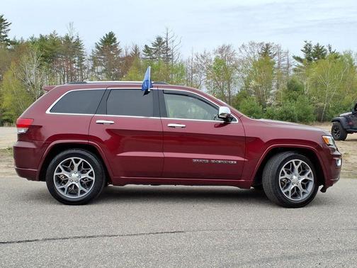 Velvet Red Pearlcoat 2021 Jeep Grand Cherokee Overland