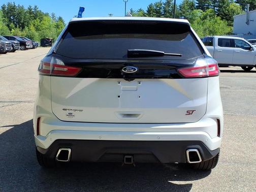 White Platinum Clearcoat Metallic 2019 Ford Edge ST