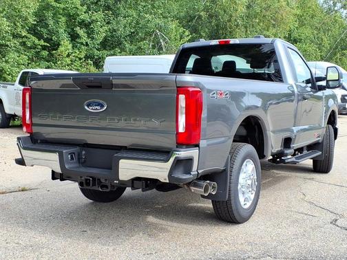Carbonized Gray Metallic 2026 Ford F-250 XLT