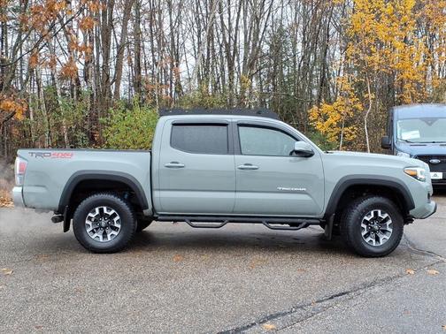 2023 Toyota Tacoma TRD Sport
