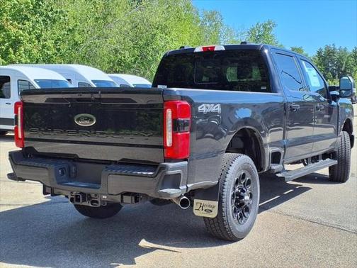 2025 Ford F-350 XLT