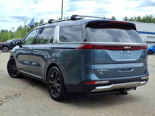 Astra Blue 2023 Kia Carnival SX Prestige