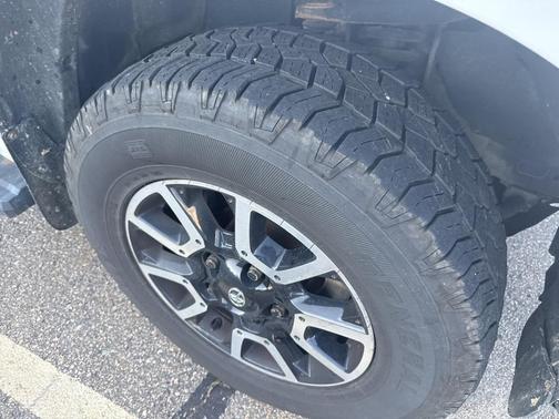 2015 Toyota Tundra SR