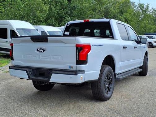 2025 Ford F-150 Lightning XLT
