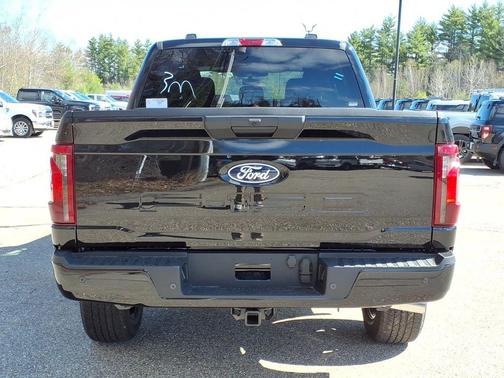 Agate Black Metallic 2026 Ford F-150 STX