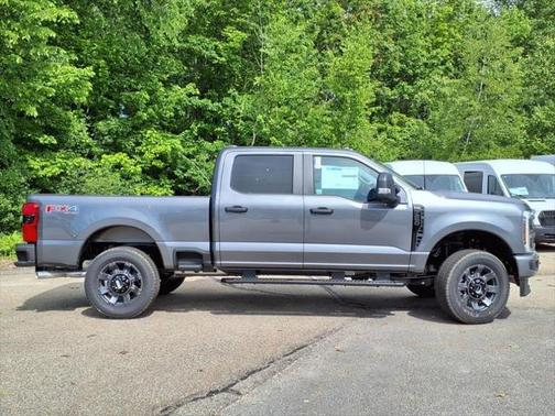 2025 Ford F-250 XL