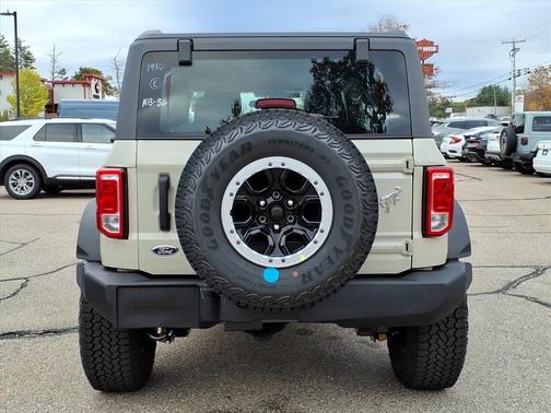 2025 Ford Bronco Base