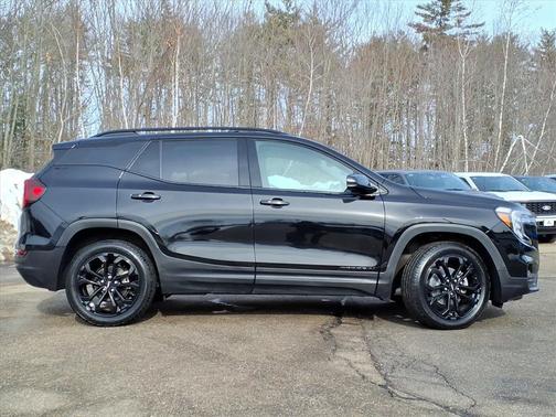 2022 GMC Terrain SLT