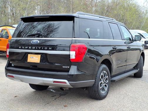Black Metallic 2024 Ford Expedition Max XLT