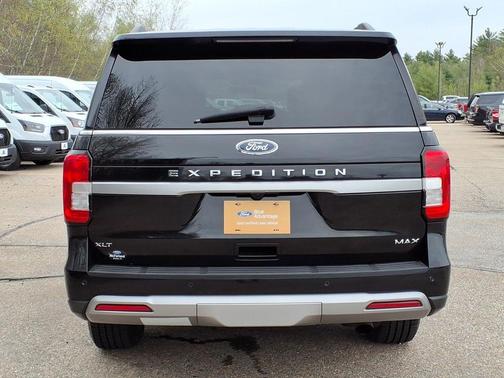 Black Metallic 2024 Ford Expedition Max XLT