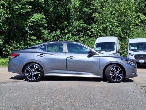 2021 Nissan Sentra SR