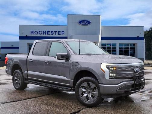 2022 Ford F-150 Lightning LARIAT