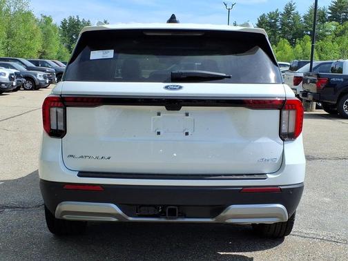 Star White Metallic Tri-Coat 2026 Ford Explorer Platinum