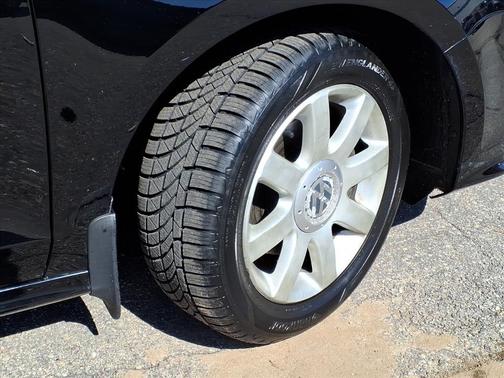 Black Uni 2016 Volkswagen Jetta 1.8T SEL