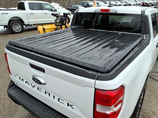 Oxford White 2022 Ford Maverick XLT