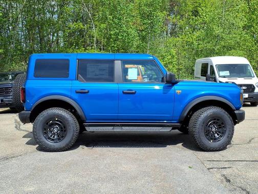 Velocity Blue Metallic 2026 Ford Bronco Badlands