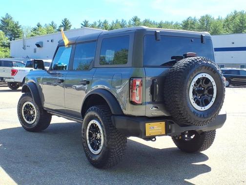 Gray Metallic 2024 Ford Bronco Big Bend