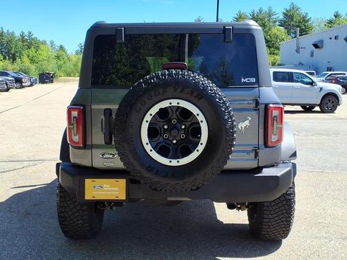 Gray Metallic 2024 Ford Bronco Big Bend