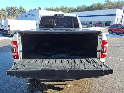 2022 RAM 2500 Laramie Crew Cab 4x4 6'4' Box