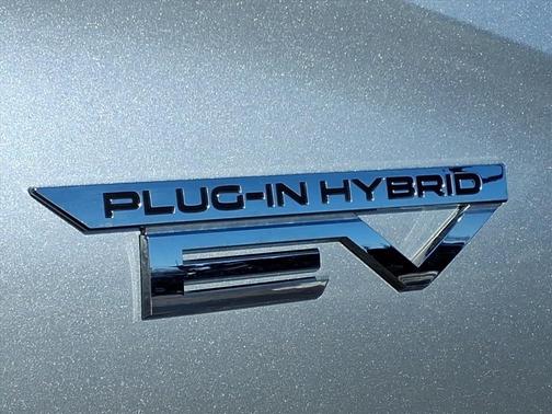 2024 Mitsubishi Outlander PHEV SEL