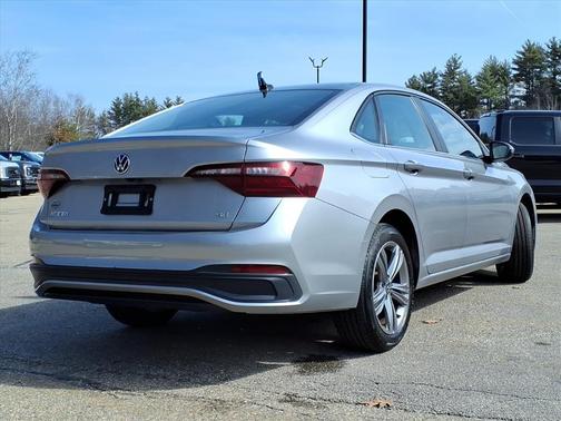 Gray 2024 Volkswagen Jetta 1.5T SE