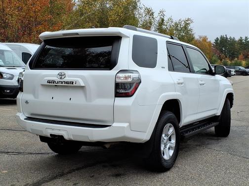 2024 Toyota 4Runner SR5