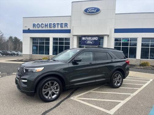 Green Metallic 2022 Ford Explorer XLT