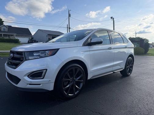 White 2015 Ford Edge Sport