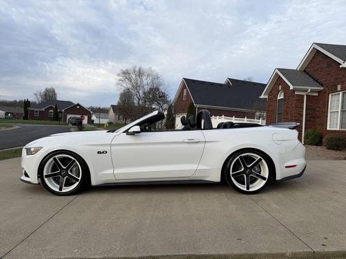 2017 Ford Mustang GT Premium