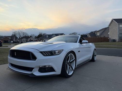 2017 Ford Mustang GT Premium