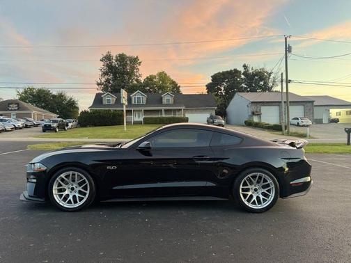 2019 Ford Mustang GT Premium