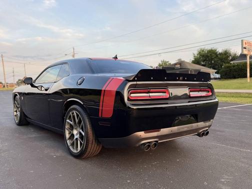 2016 Dodge Challenger R/T Scat Pack