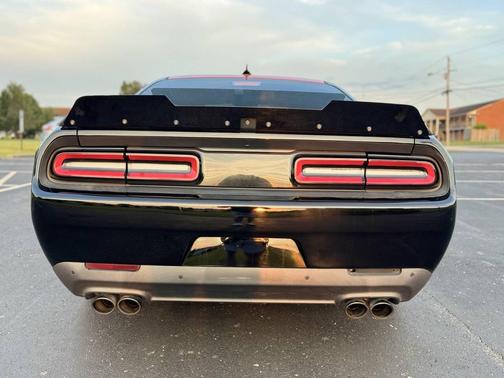 2016 Dodge Challenger R/T Scat Pack