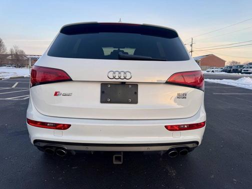 2016 Audi SQ5 3.0T Premium Plus