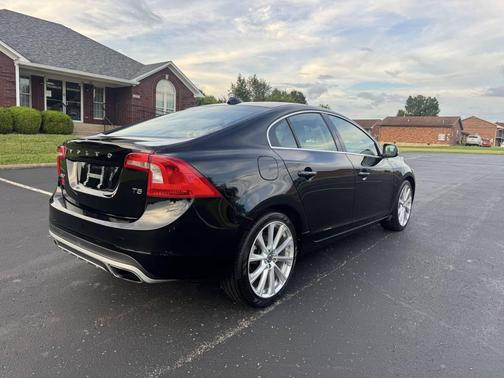 2014 Volvo S60 T5 Premier Plus