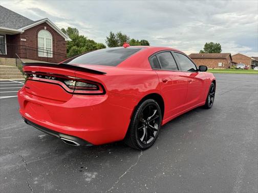 2018 Dodge Charger SXT Plus
