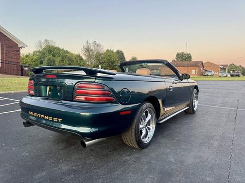 1995 Ford Mustang GT