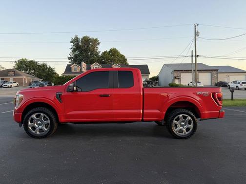 Red 2021 Ford F-150 XLT