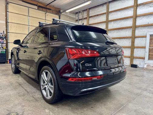 2020 Audi Q5 45 Premium Plus