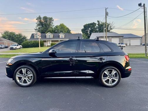 2020 Audi Q5 45 Premium Plus