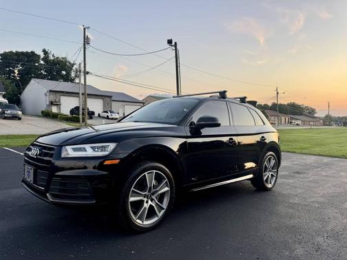 2020 Audi Q5 45 Premium Plus