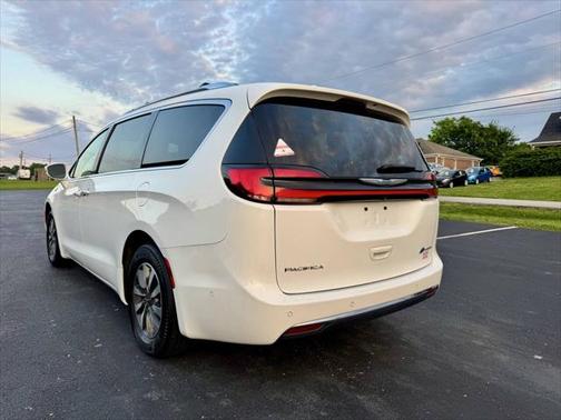 2021 Chrysler Pacifica Hybrid Touring L