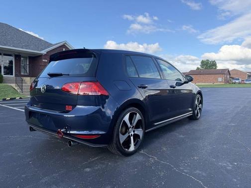 Blue 2016 Volkswagen Golf GTI 2.0T SE 4-Door