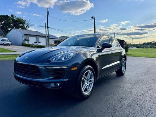 2017 Porsche Macan Base