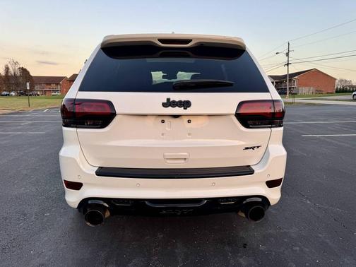 2015 Jeep Grand Cherokee SRT